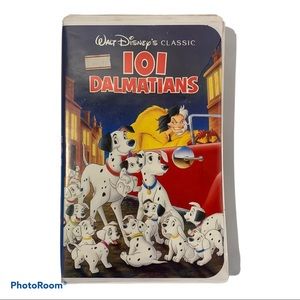 🍒$10 ea or 3/$20 Classic 101 Dalmatians